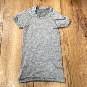 Lululemon swiftly tech. Size 0.